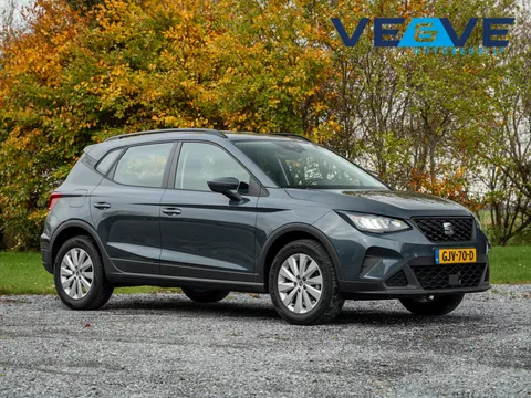 SEAT Arona 1.0 TSI Style Business Connect // Automaat