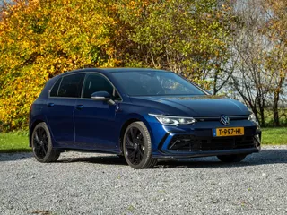 Volkswagen Golf 1.5 eTSI R-Line Business+ // panorama dak