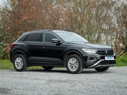 Volkswagen T-Roc 1.0 TSI Life Business // carplay // camera // winterpakket
