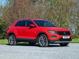Volkswagen T-Roc 1.5 TSI Sport // panoramadak // stuur-stoel verwarming // standkachel