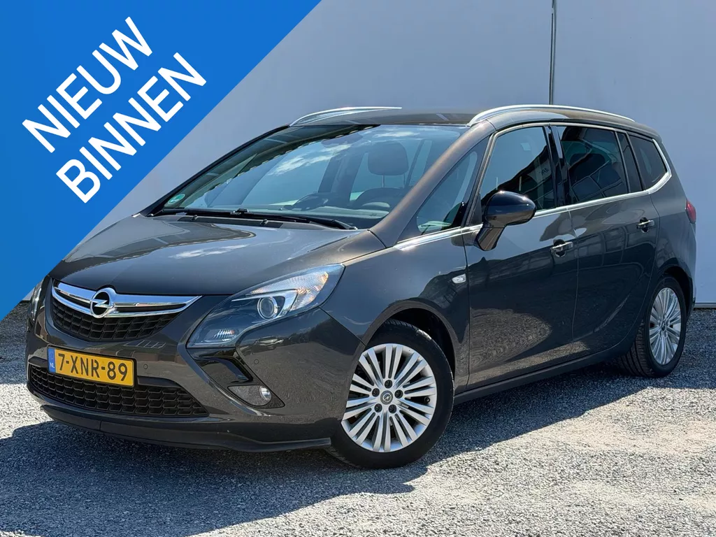 Opel Zafira Tourer 1.4 Business+ 7p. // Camera // Trekhaak // Climate // Navigatie