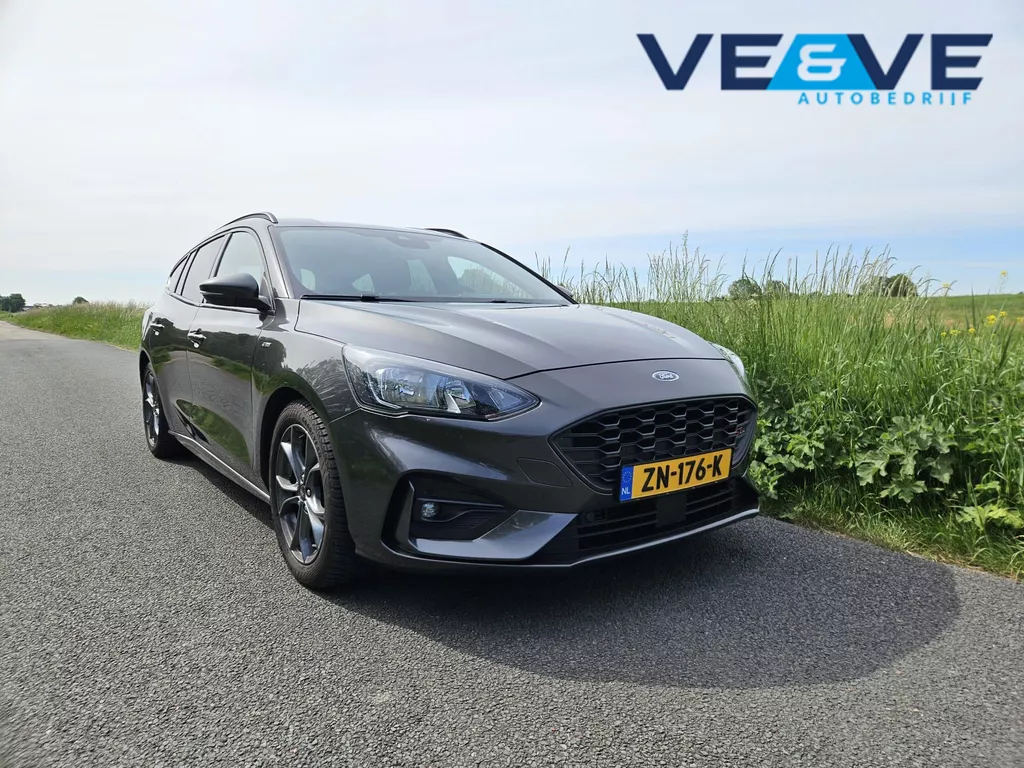 Ford Focus Wagon 1.0 EcoBoost Titanium Business